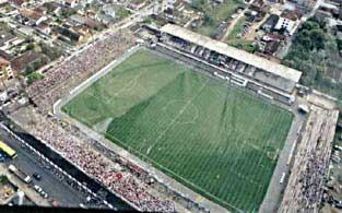 Arquivo:Estádio Ernesto Schlemm Sobrinho.jpg