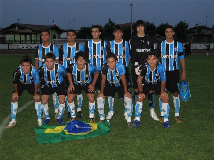 Arquivo:2007.05.24 - Texotlicuauhtollo 0 x 7 Grêmio (Sub-20).3.jpg