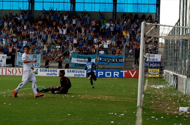Arquivo:2009.12.22 - Grêmio 1 x 0 Atlético Mineiro (Sub-20).2.jpg