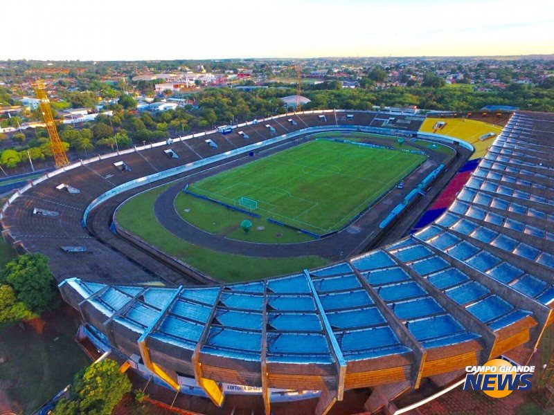 Arquivo:Estádio Universitário Pedro Pedrossian.jpg