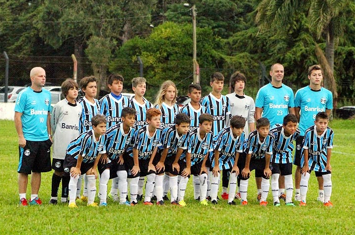 Arquivo:2015.01.25 - Grêmio 4 x 0 Juventude (Sub-11).foto1.png