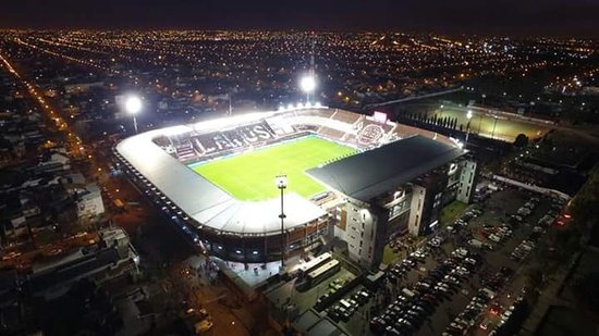 Arquivo:Estádio Ciudad de Lanús – Néstor Díaz Pérez.jpg