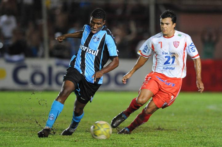 Arquivo:2011.02.09 - São Luiz 0 x 1 Grêmio.jpg