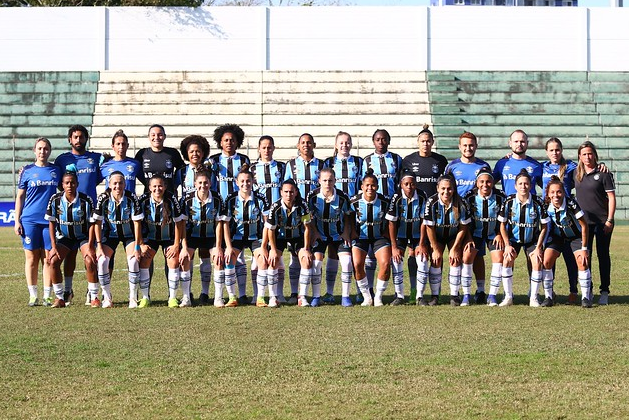 Arquivo:2019.07.20 - Grêmio (feminino) 0 x 0 América Mineiro (feminino).1.png