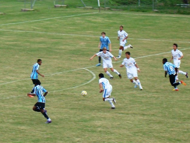 Arquivo:2012.06.14 - Grêmio 1 x 0 Novo Hamburgo (Sub-17).foto.png