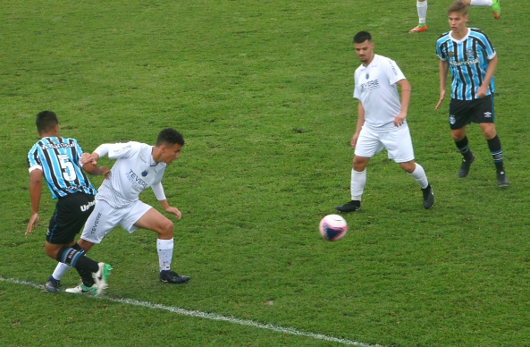 Arquivo:2018.09.12 - Guarani de Palhoça 2 x 3 Grêmio (Sub-16).png
