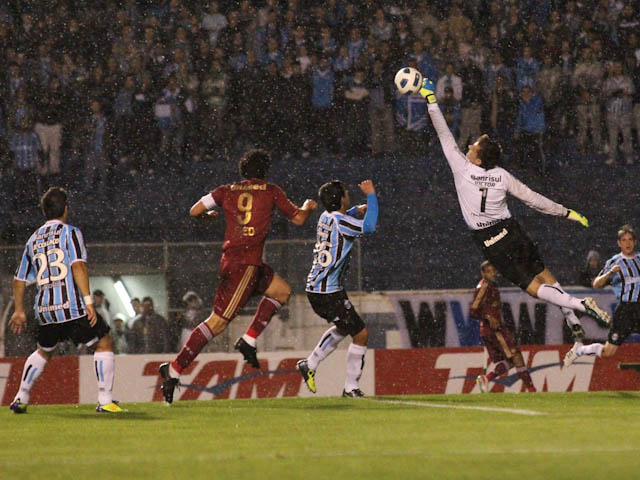 Arquivo:2011.08.14 - Grêmio 2 x 1 Fluminense.1.jpg