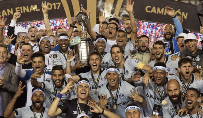 Arquivo:Comemoração do tricampeonato em 2017.jpg