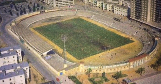 Arquivo:Estádio Colombino.jpg