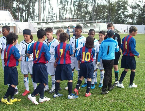 Arquivo:2009.10.10 - Grêmio 2 x 0 Barcelona Juniors (Sub-11).foto1.png