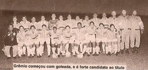 Gremio Feminino - Elenco 2002.jpg