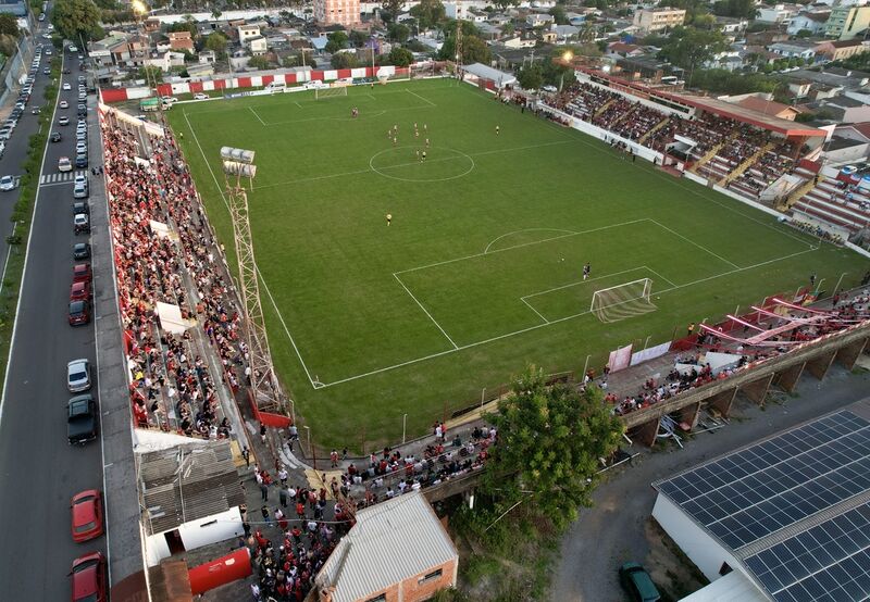 Arquivo:Estádio Presidente Vargas (Santa Maria).jpg