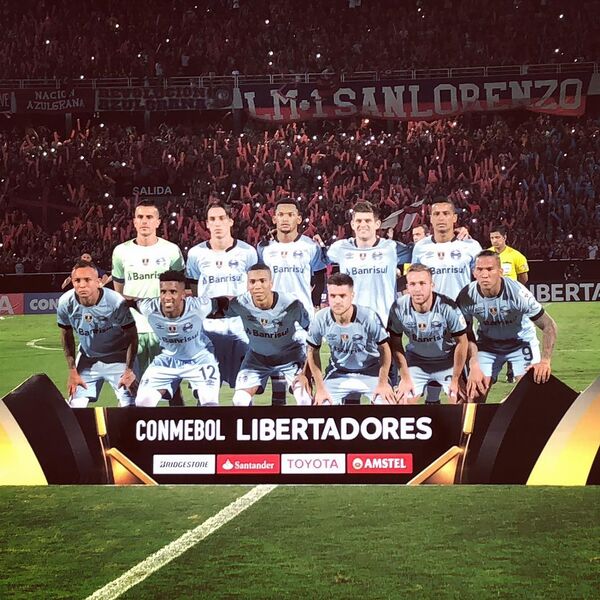 Arquivo:0x0 cerro.jpg