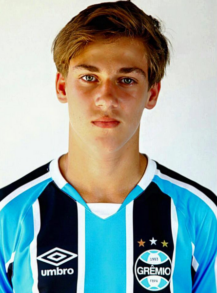 Arquivo:Riquelme Kirsten.png