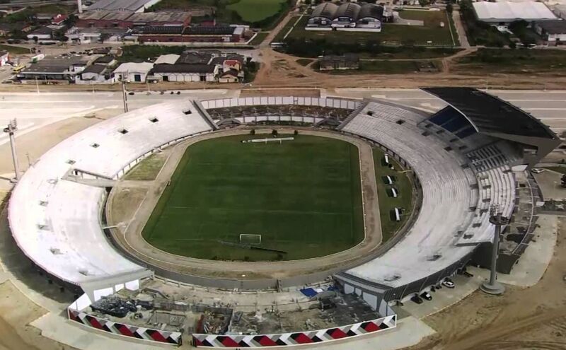Arquivo:Estádio Governador Ernani Sátyro.jpg