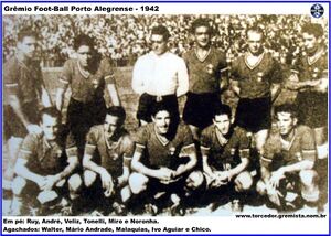 Equipe Grêmio 1942.jpg