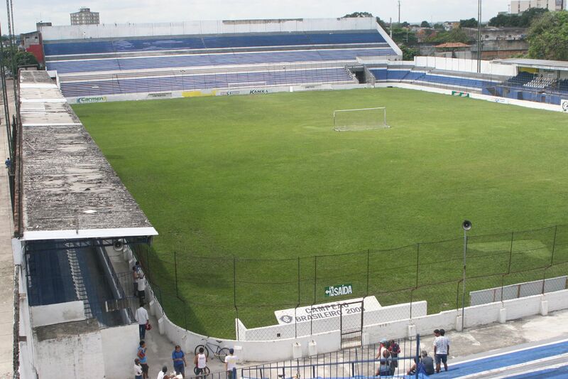 Arquivo:Estádio Evandro Almeida.jpg