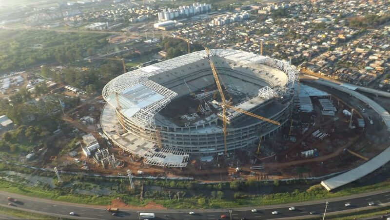 Arquivo:Construção da Arena do Grêmio.jpg