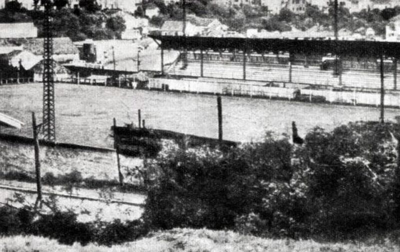 Arquivo:Estádio da Baixada.jpg