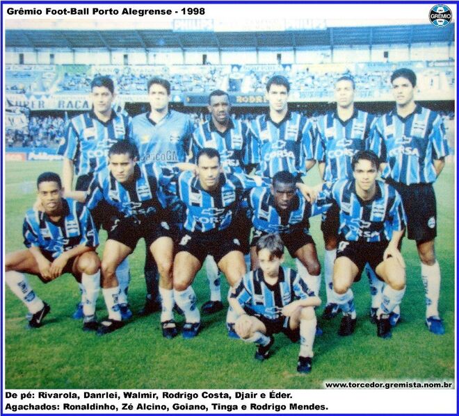 Arquivo:Equipe Grêmio 1998.jpg