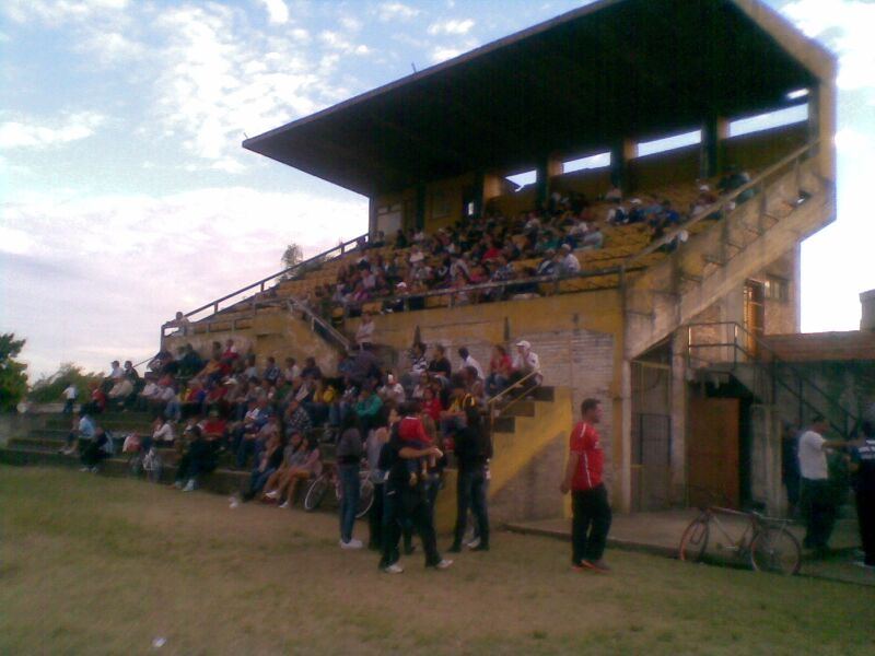 Arquivo:Estádio Felisberto Fagundes Filho.jpg